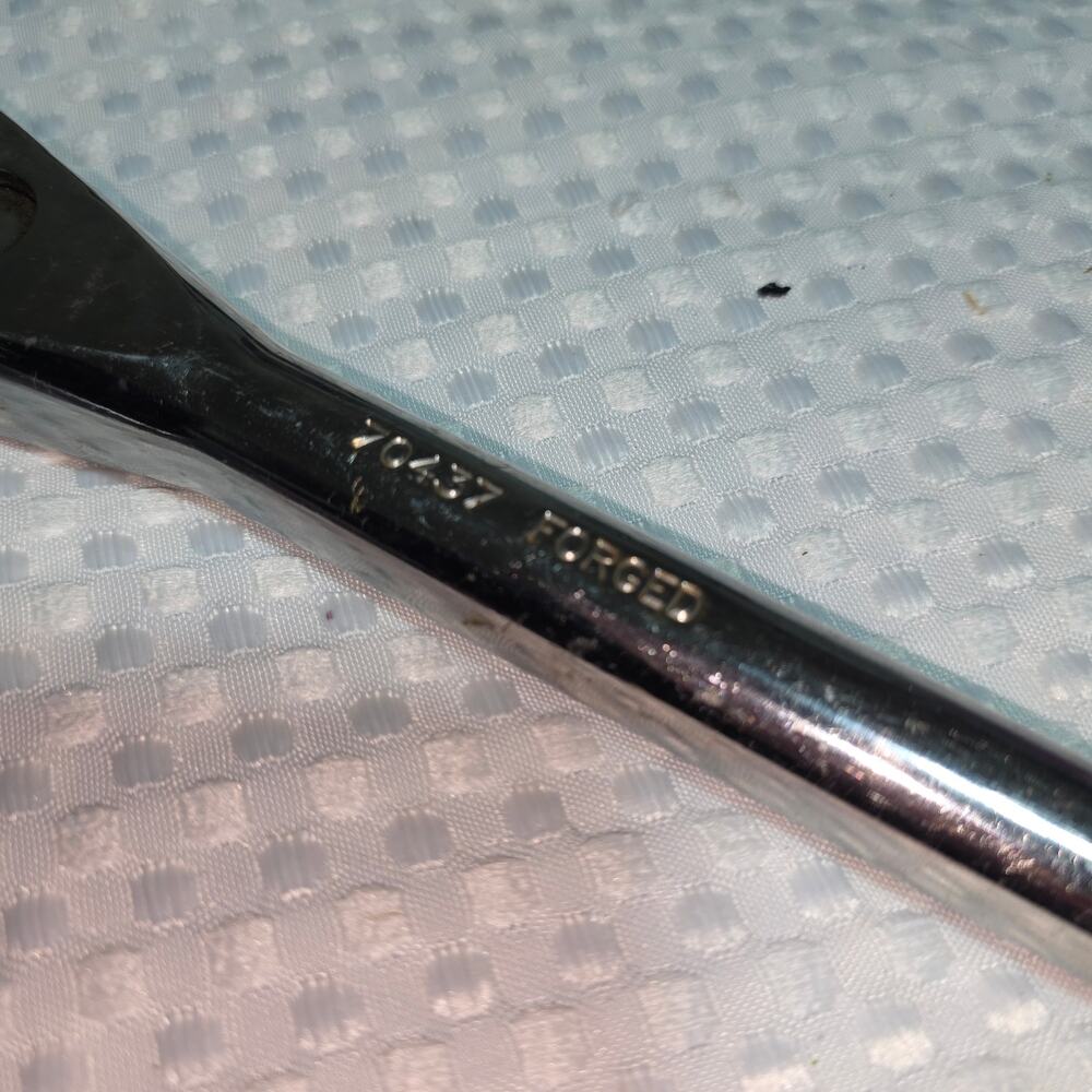 RIDGID 70437 RATCHET 1/2" 15" long 226 RATCHET - Picture 4 of 8